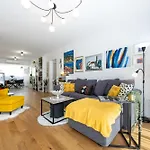 Apartment Sweet Cherry