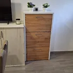 Apartment Neva Split With Free Private Parking Space