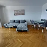 Apartments Lo Seaview Haven