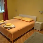 Rooms Stella