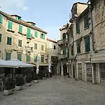 Apartment Old Town Hacienda