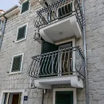 Split Center Apartments