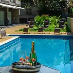 Rooms Oasis Life