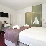 Maxim Rooms & Apartments