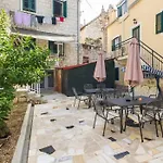 Peruzovic Rooms 1