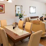 Apartment Mira