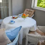 Beachfront Split