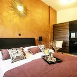 Sea Sparkle Luxury Apartment