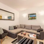 Varos Apartment