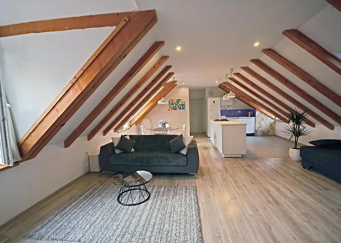 Loft Apartment Cindro