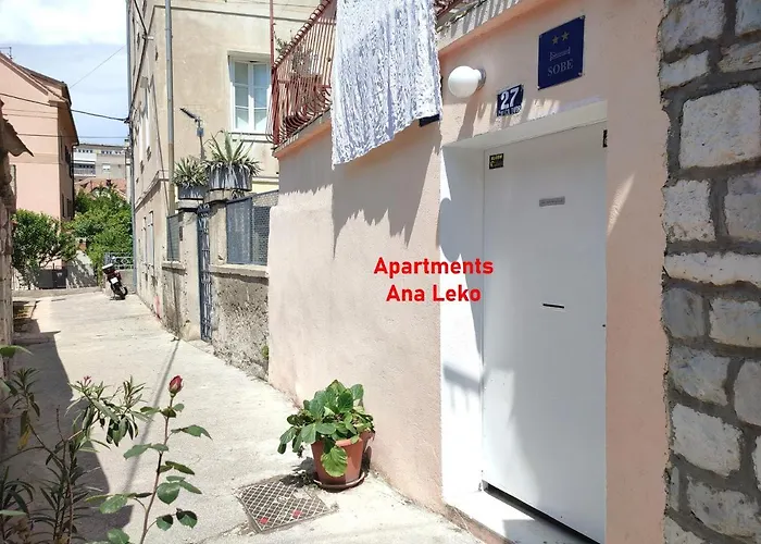 Apartmani Ana Leko
