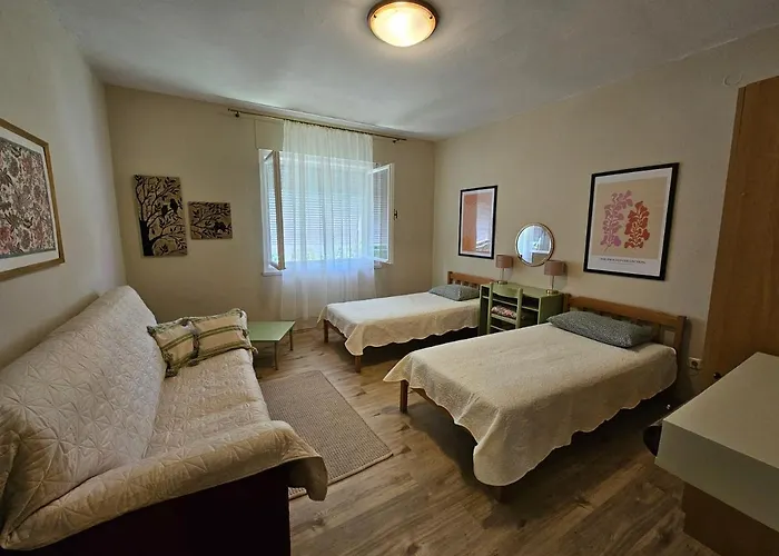 Quiet 2Br Apt
