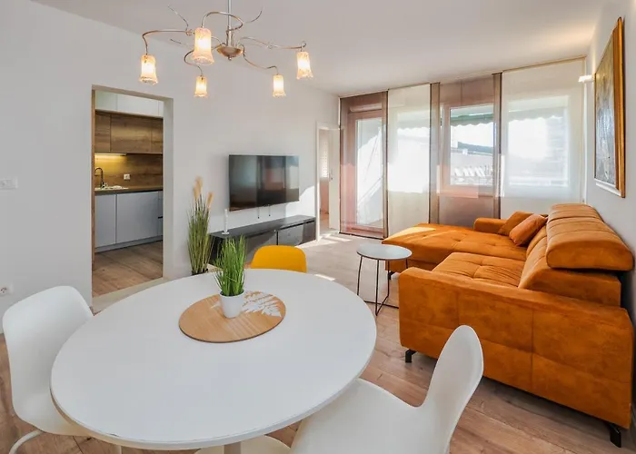 Spinut Sunset Apartment With Sea View Balcony