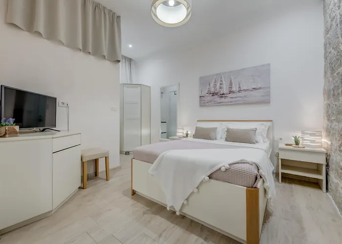 Victoria Luxury Rooms - Split Downtown