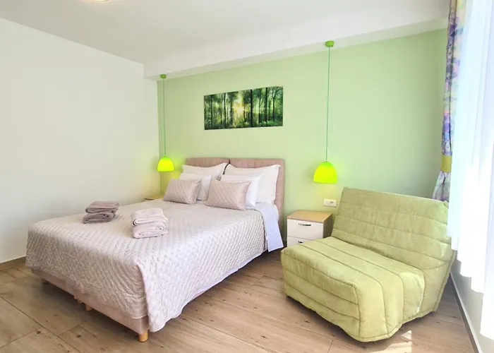 Coloured Rooms