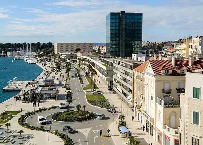 Apartments By The Sea Split - 12647