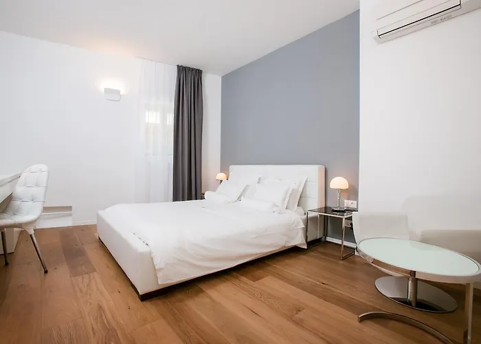 Divota Apartment Hotel