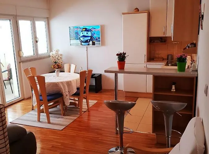 Apartment Ante