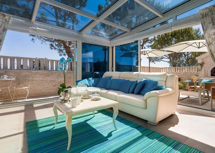 Luxury Apartment Loreta