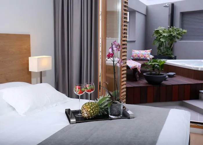 Luxury Apartment Kampanel