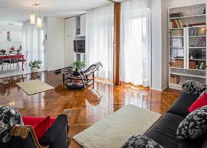 Apartment Milana - Cozy Stay With Free Parking