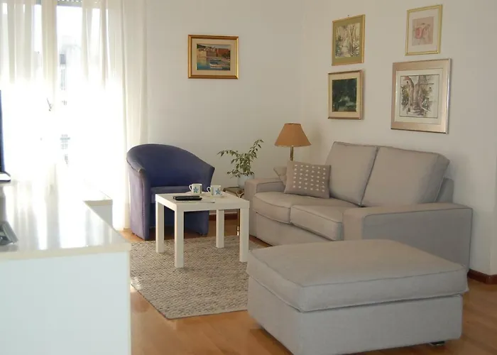 Apartment Definis