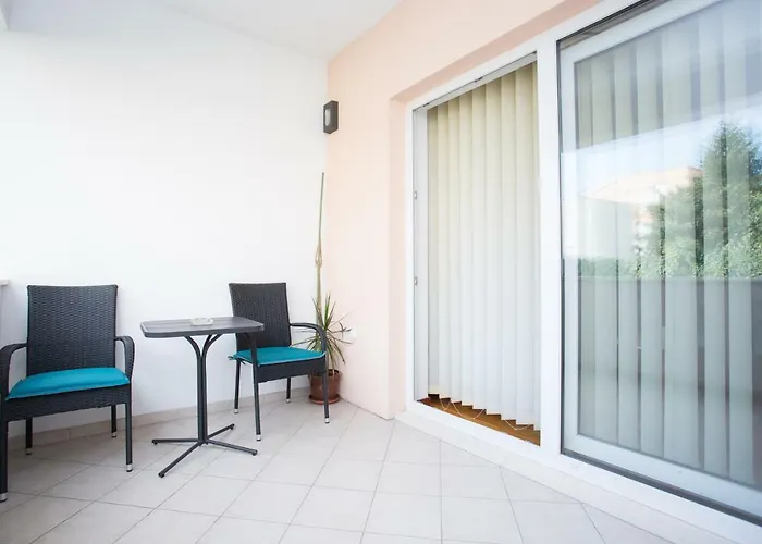 Apartments Baksi