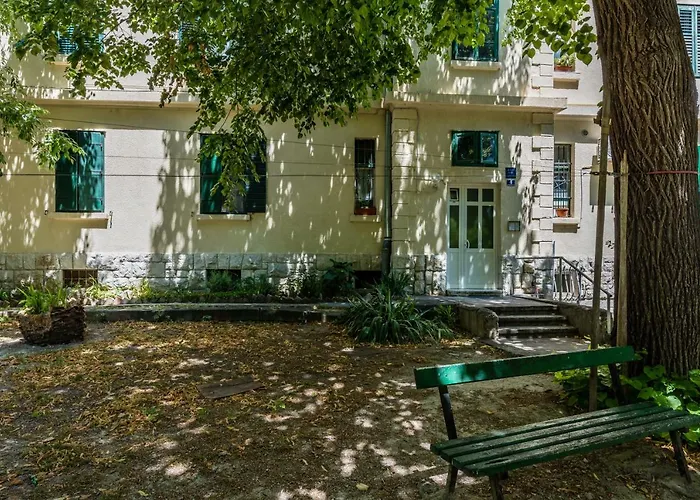 Apartment Matea