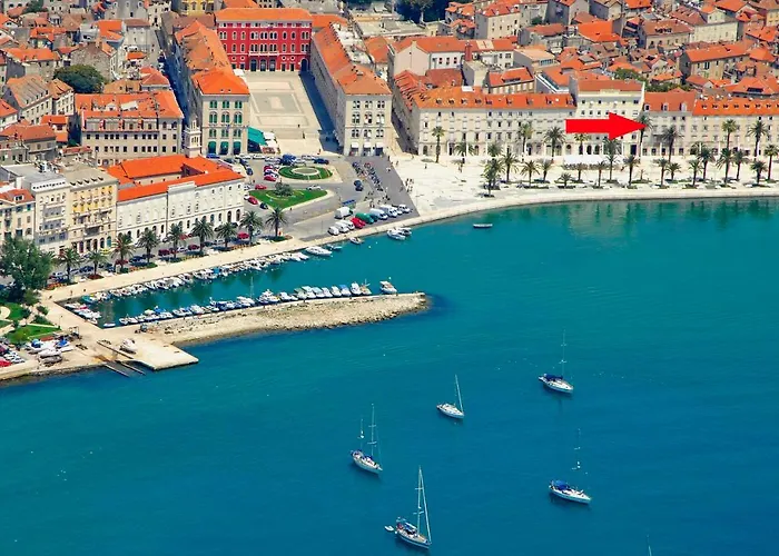 Luxury Apartment Riva With A Magnificient View