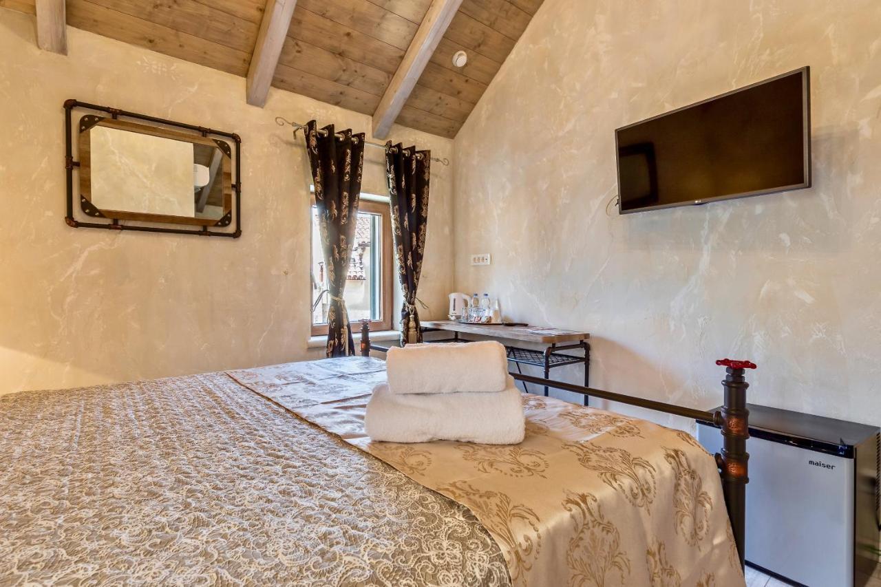 Historic Plaza Varos (adults Only) 4*