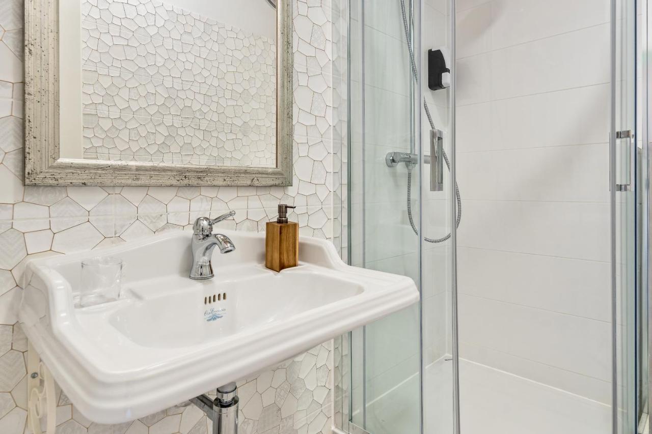Historic Plaza Varos (adults Only) Hotel 4*