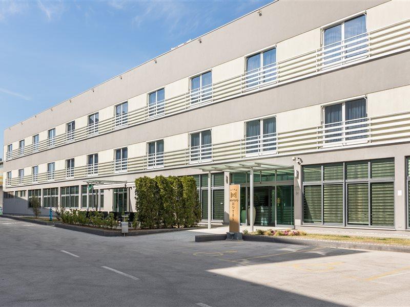 Hotel Mondo
