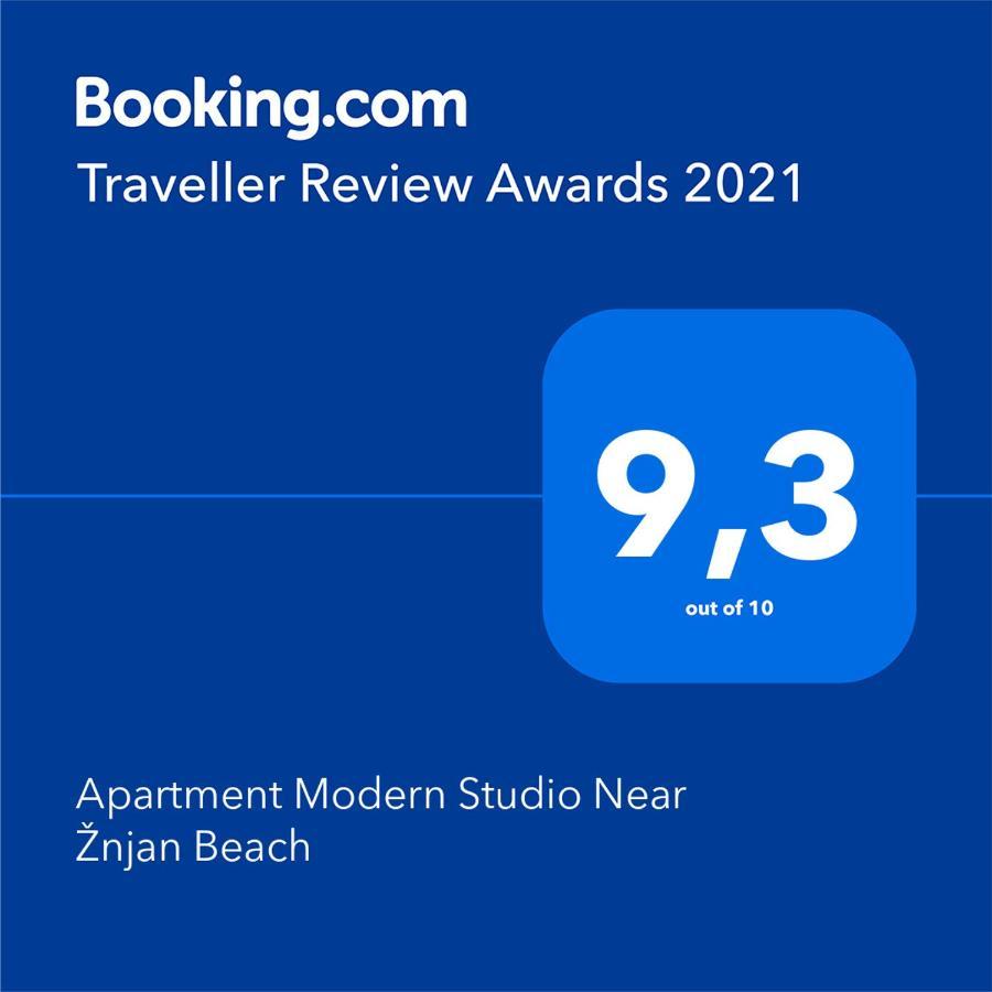 Modern Studio Near Znjan Beach Apartment