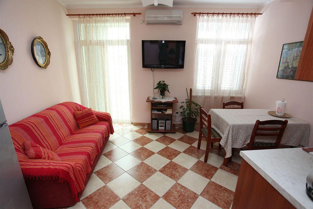 Peric Apartment