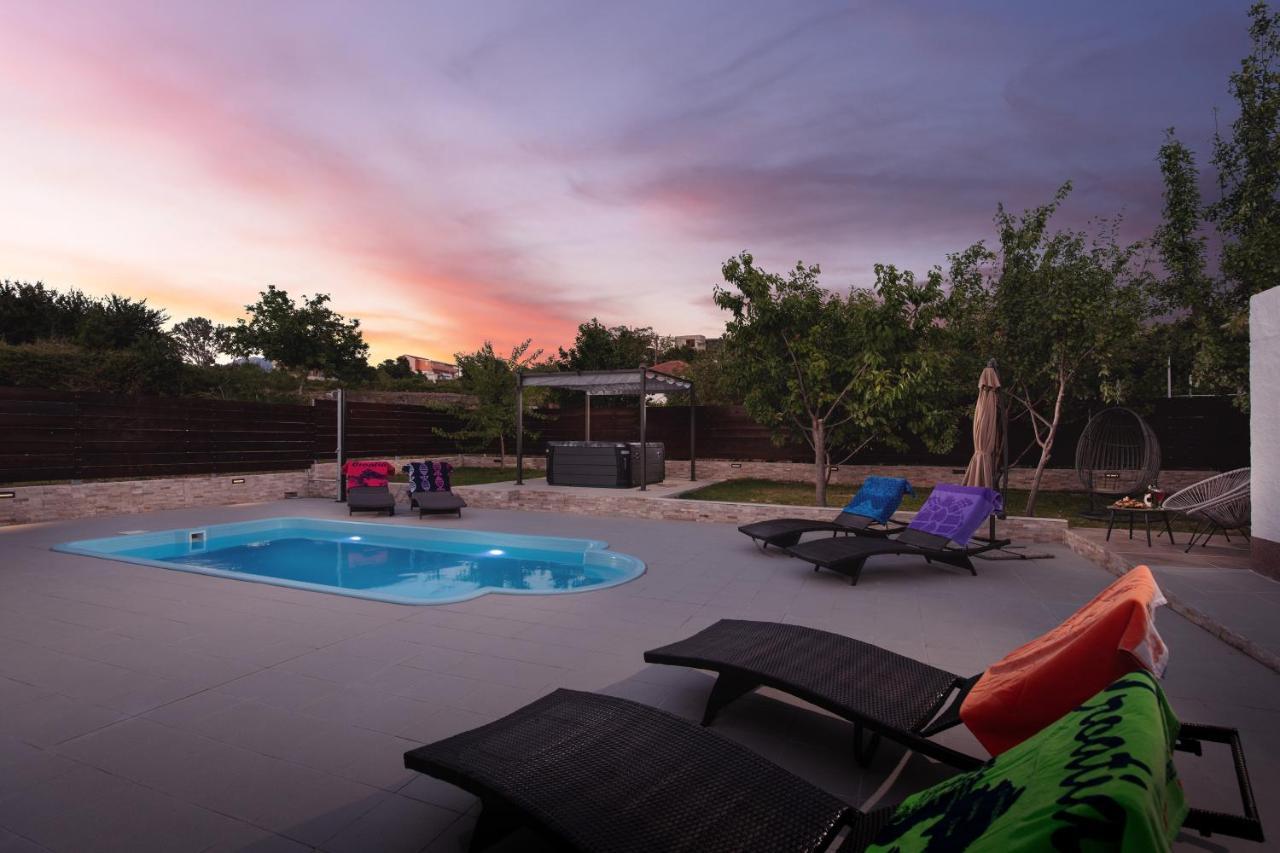 Villa Little Heaven *