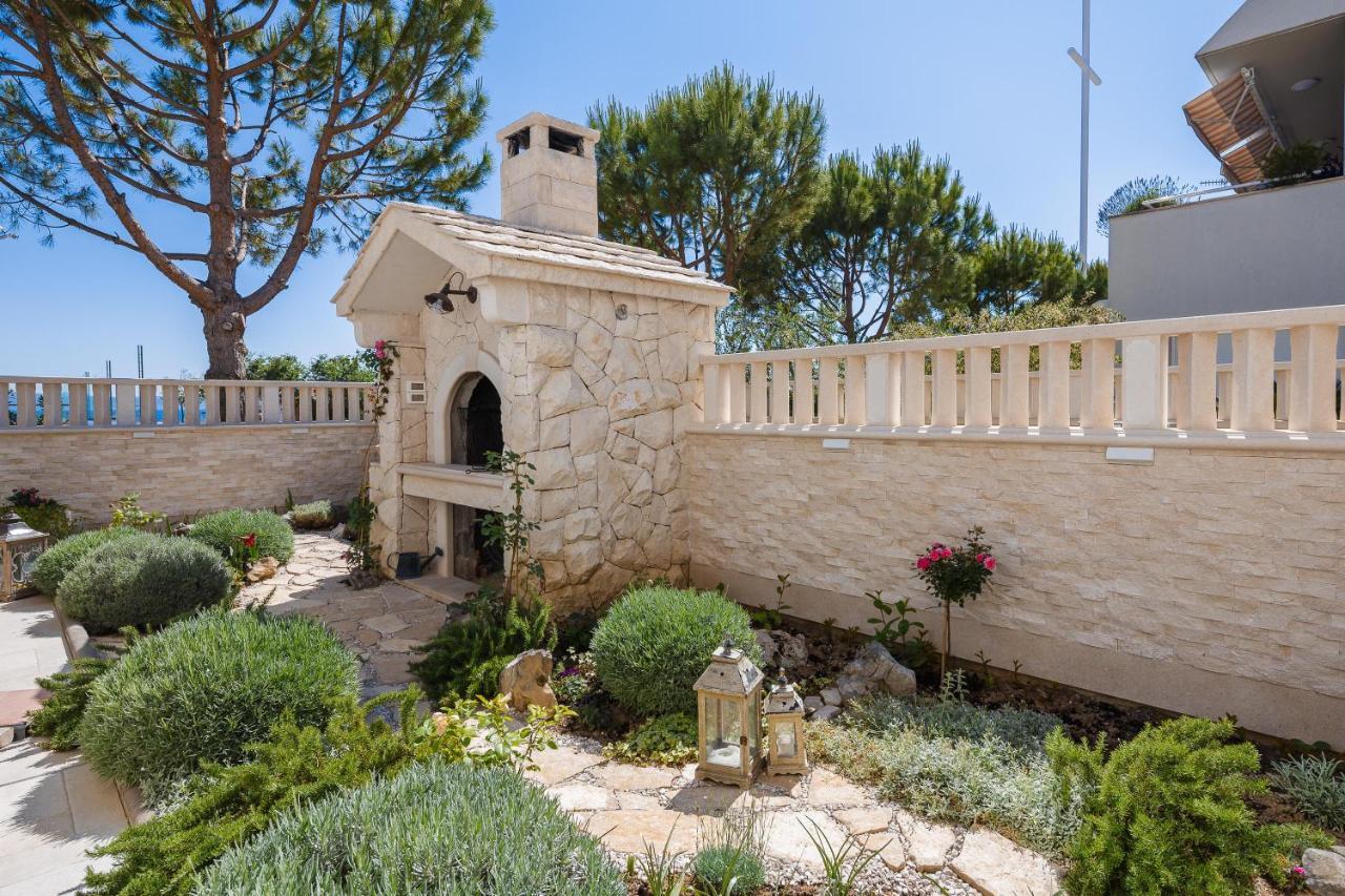 Luxury Loreta Apartment