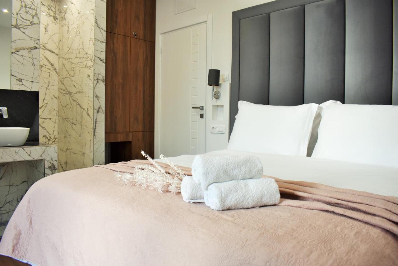 Antares Luxury 3* Split