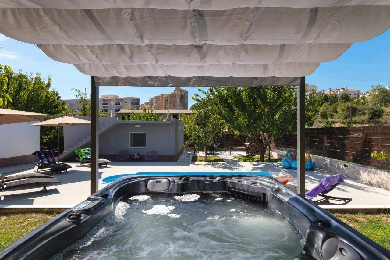 Little Heaven Villa *