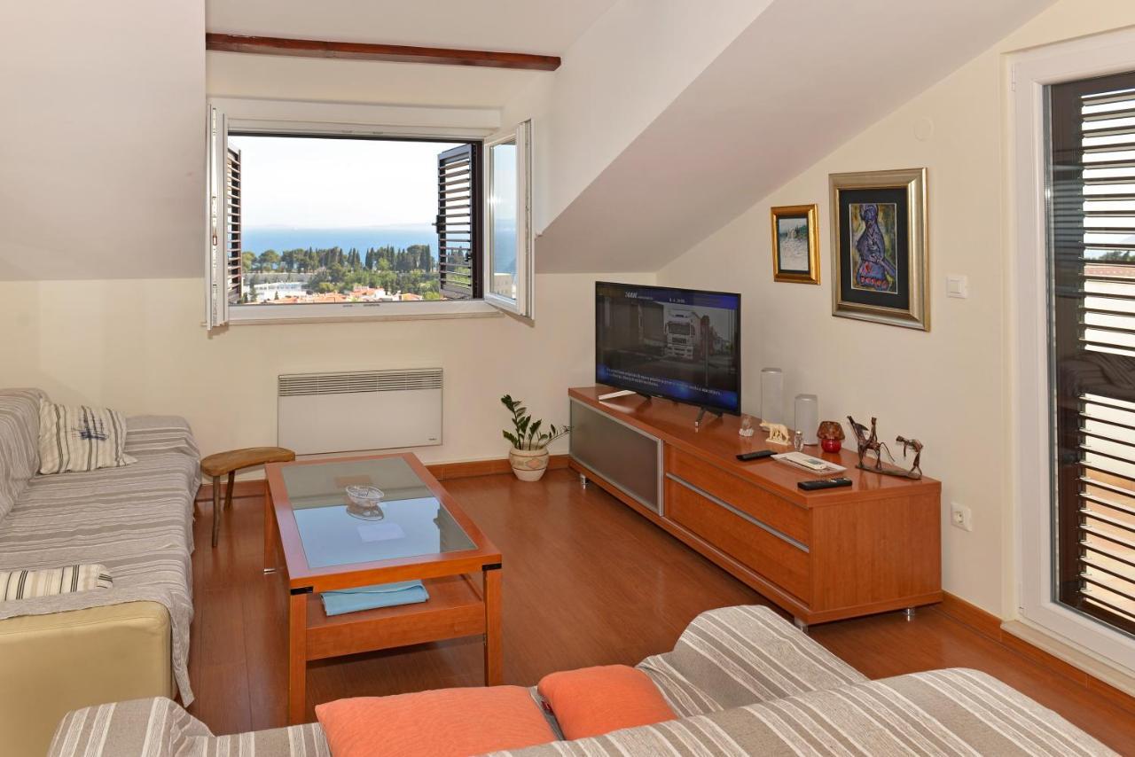 Franka Apartment *