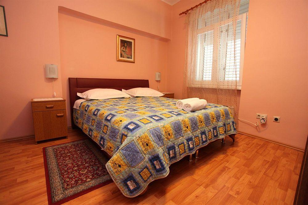 Apartment Peric *