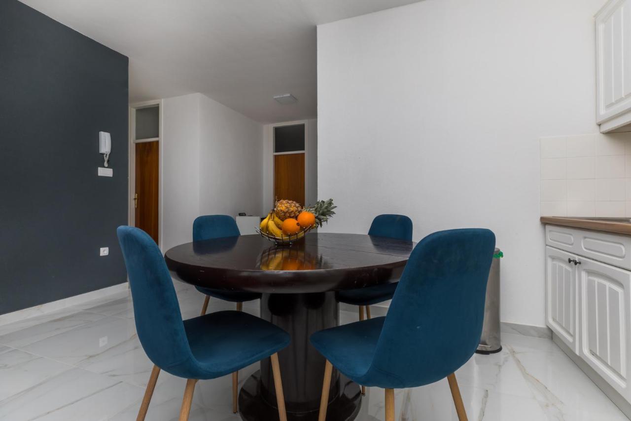 Leilani -stunning View Near The Center! *