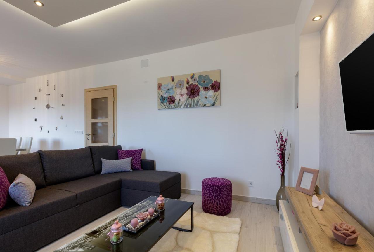 Sunny Garden Adria Apartment *