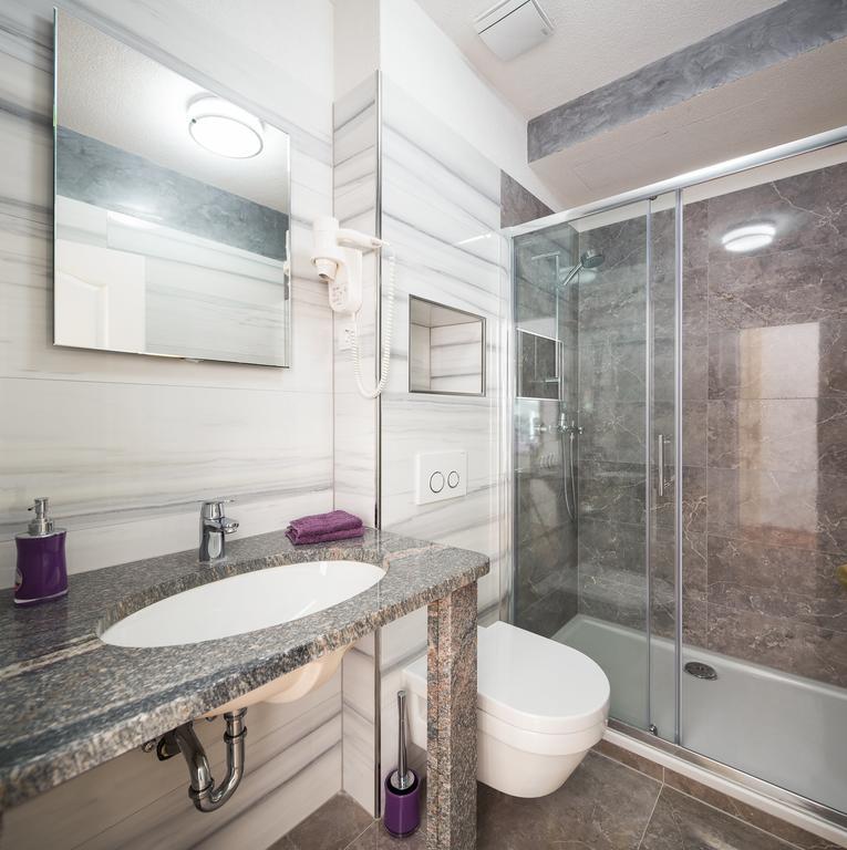 Riva Guest house 3*