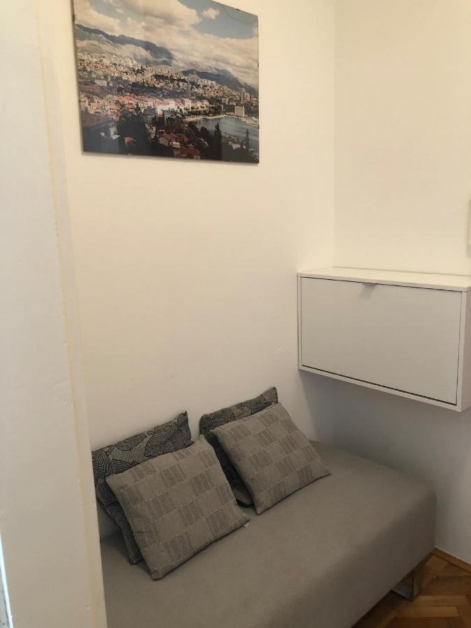 Apartment Ema *