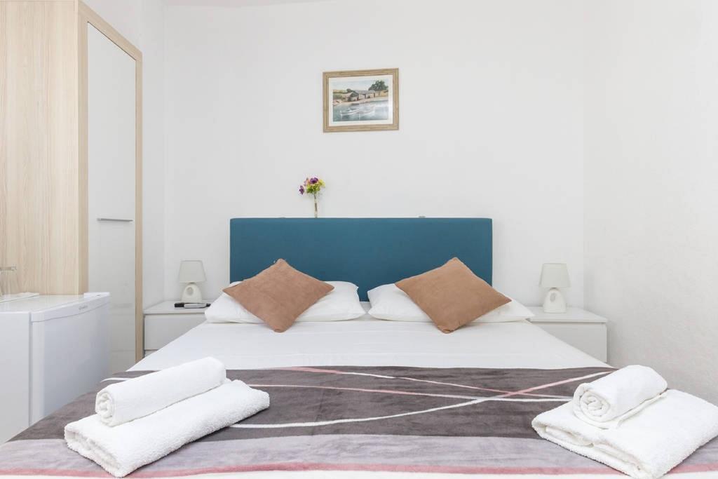 Peruzovic 1 Gostinjska kuća 3*