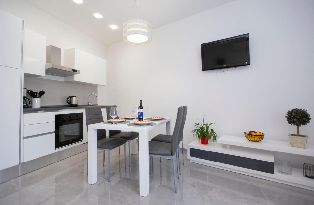Triple A Apartment Split