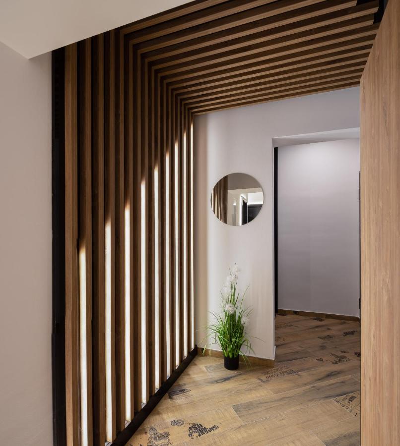Apartment Top Rooms *