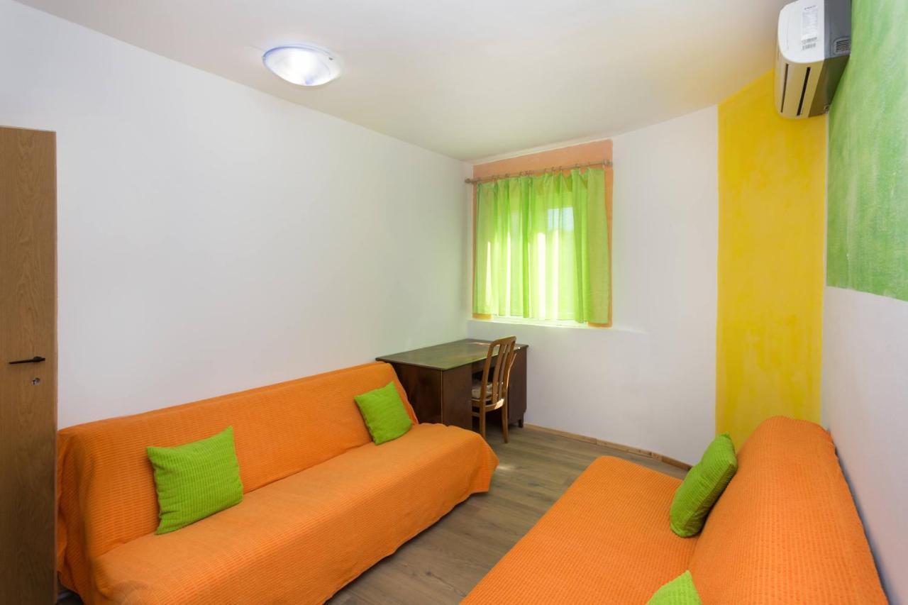 Guest house Panorama 1 *
