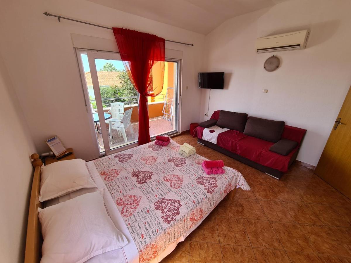 Ljubo Apartment