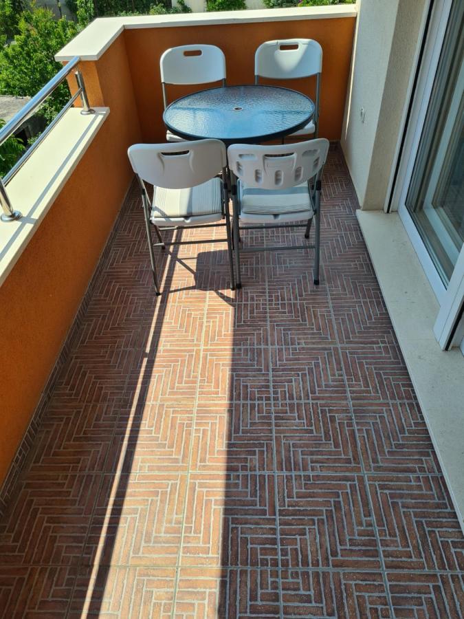 Apartment Ljubo